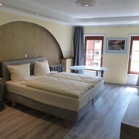 Hotel Am Markt Saarburg Ngoại thất bức ảnh